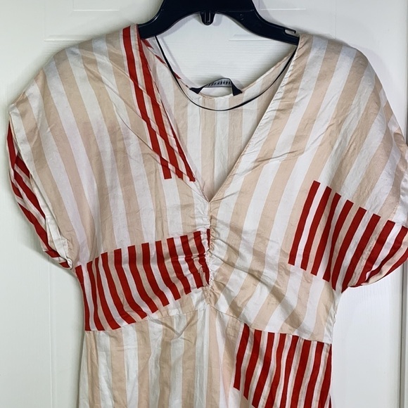 Zara - XS Light Pink and Red Dress - Picture 3 of 7